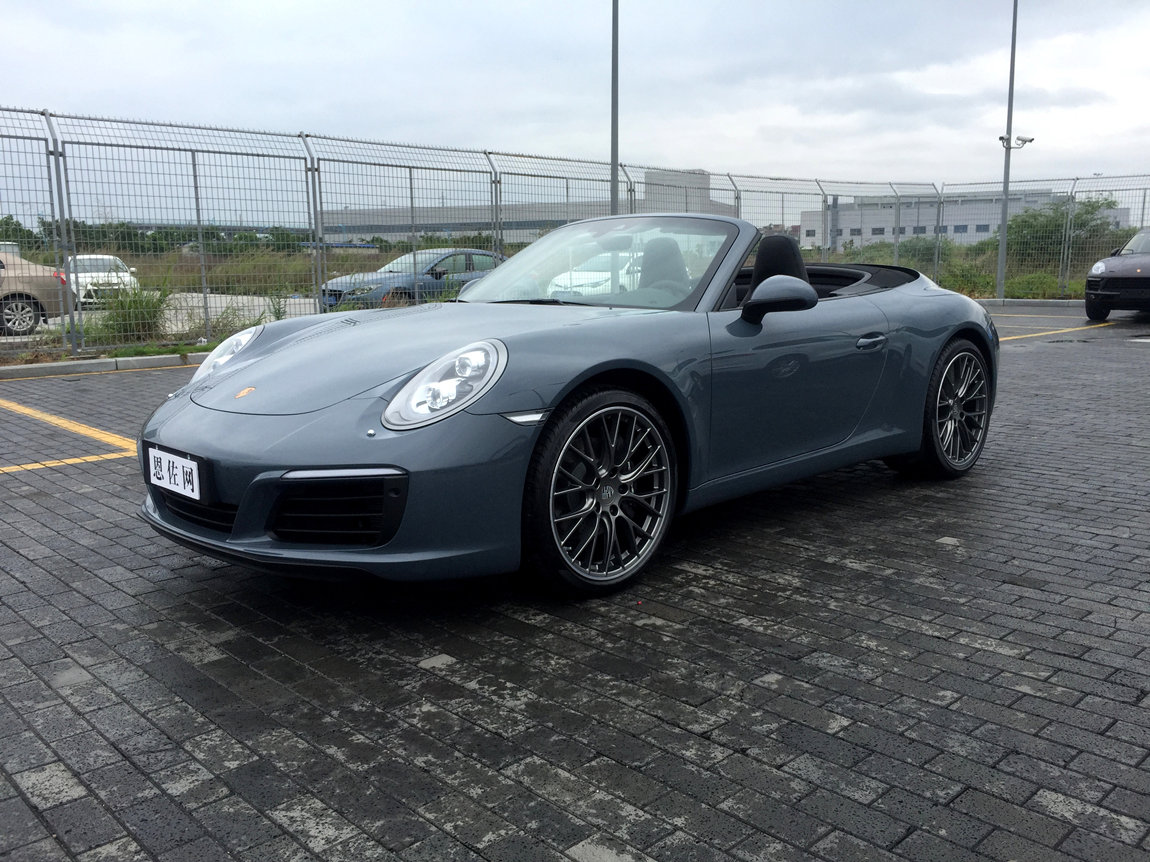 保时捷 911 carrera cabriolet 石墨蓝 交付上海客户