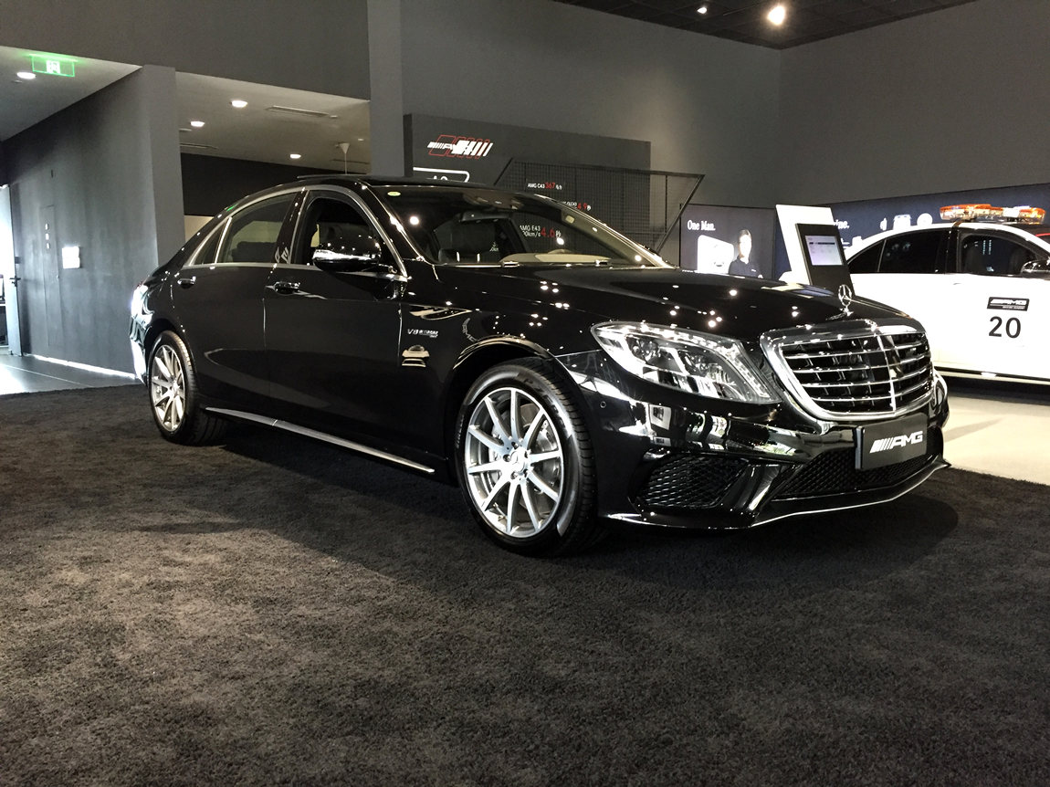 奔驰amg s63l 黑外/黑内 现车优惠7万元